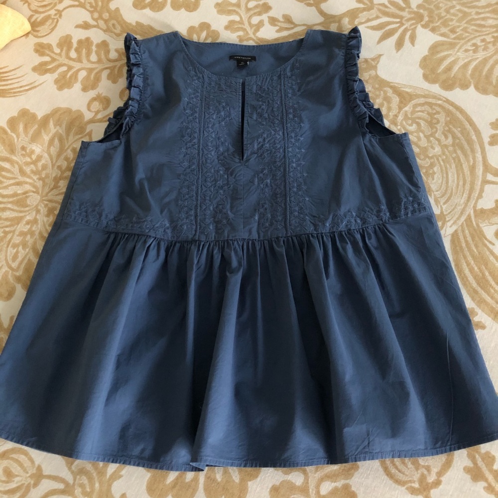 Ann Taylor Sleeveless Top